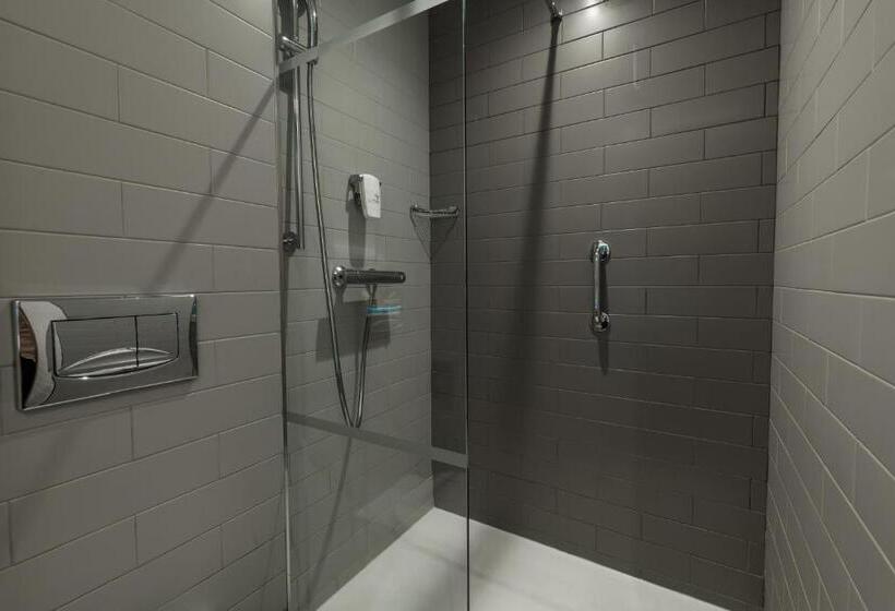 اتاق استاندارد, Holiday Inn Express   Malta, An Ihg