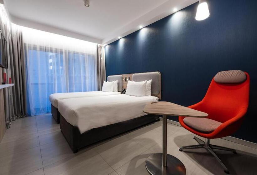 اتاق استاندارد, Holiday Inn Express   Malta, An Ihg