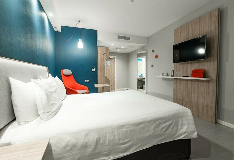 Quarto standart cama de casal, Holiday Inn Express   Malta, An Ihg