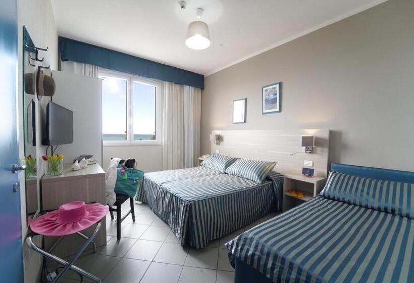 חדר סטנדרט לשלושה, Il Settebello