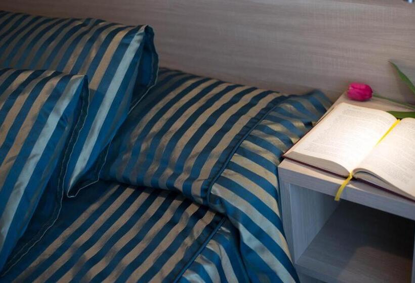 חדר סטנדרט לארבעה, Il Settebello