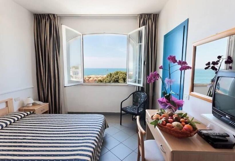 חדר סטנדרט נוף לים, Il Settebello