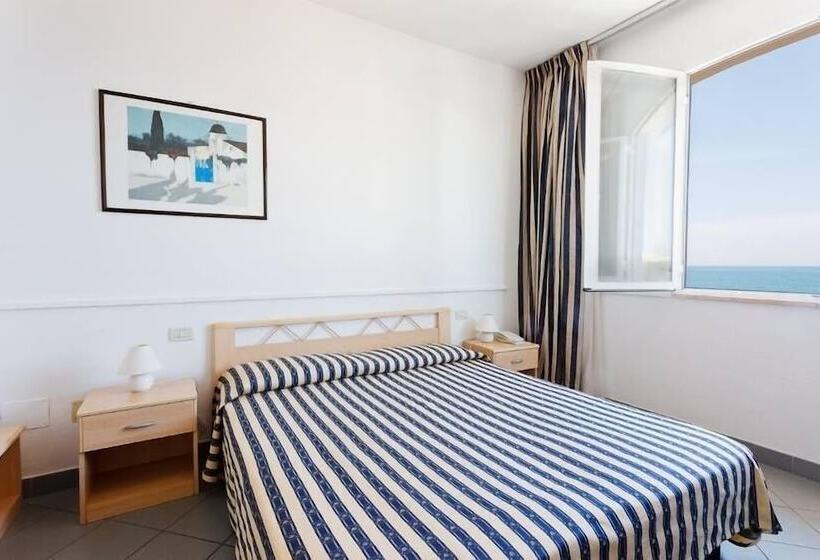 חדר סטנדרט נוף לים, Il Settebello