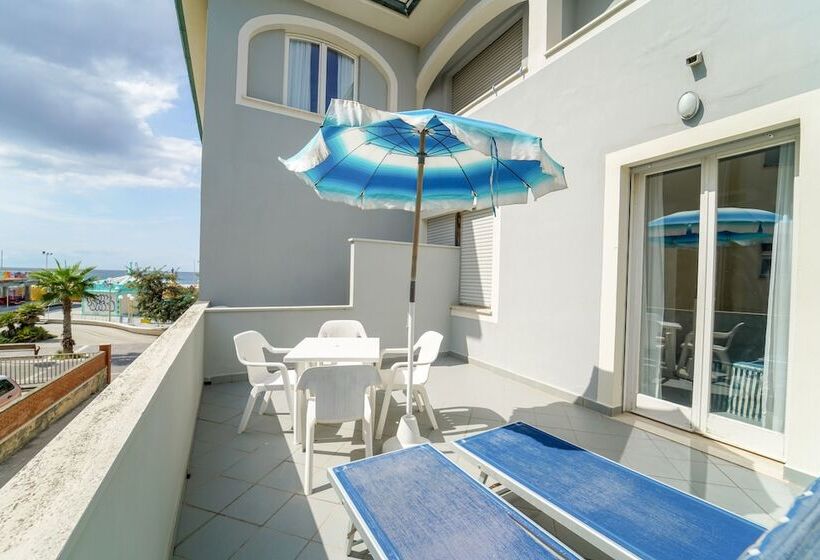 חדר סטנדרט נוף לים, Il Settebello