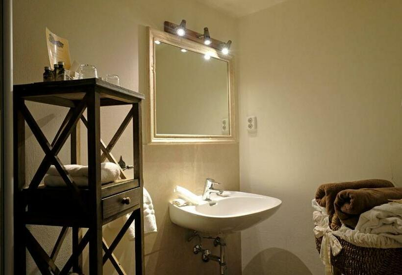 Номер Стандарт Индивидуальный, Maier Zum Kirschner