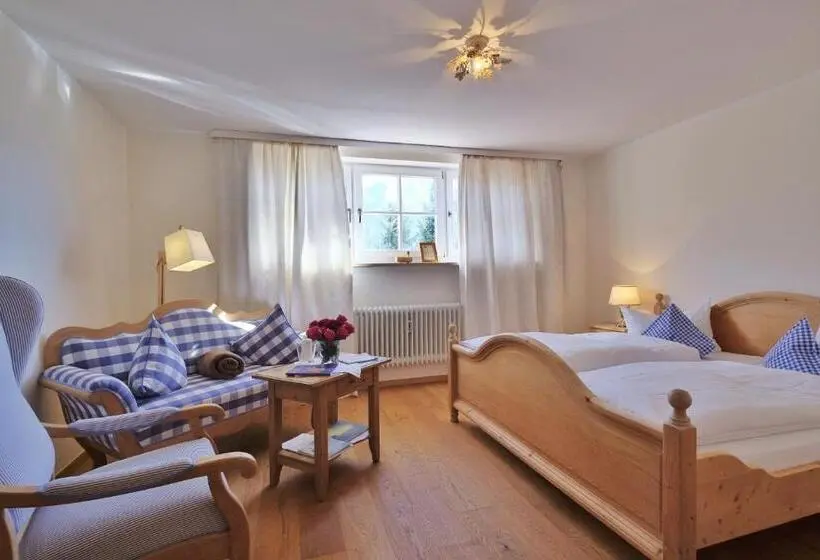 Basic-huone, Maier Zum Kirschner