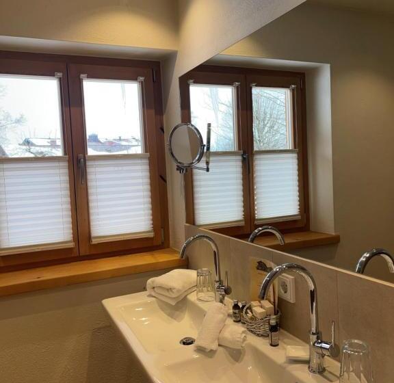 Номер Стандарт, Maier Zum Kirschner