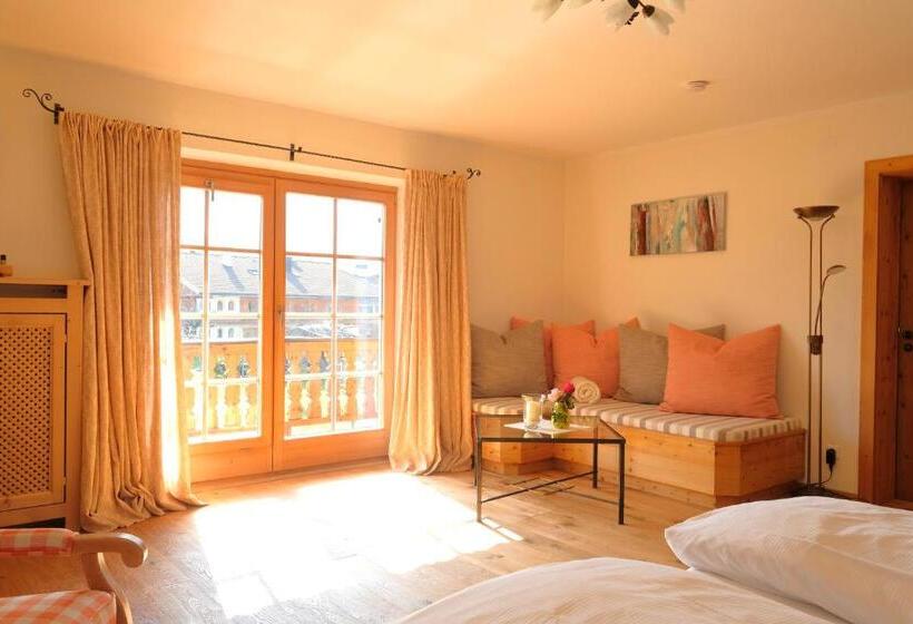 Студия Стандарт, Maier Zum Kirschner