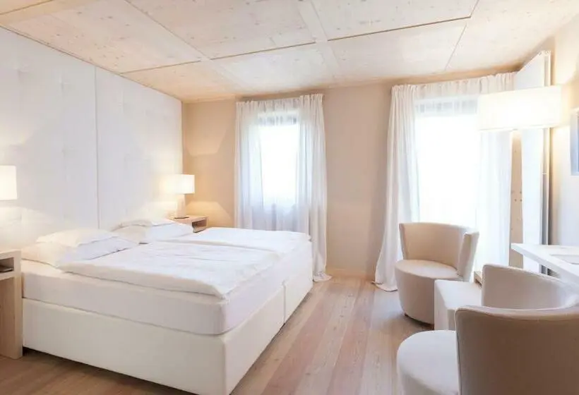 Deluxe-huone, Mayr