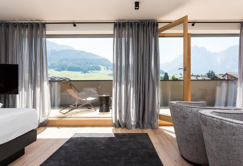 Номер Superior, Mayr