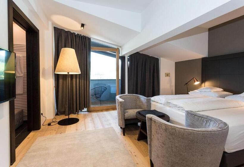 Номер Superior, Mayr