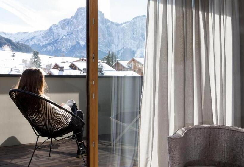 Номер Superior, Mayr