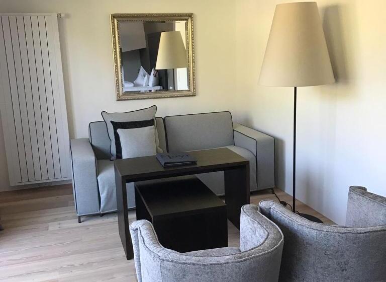 Номер Superior, Mayr