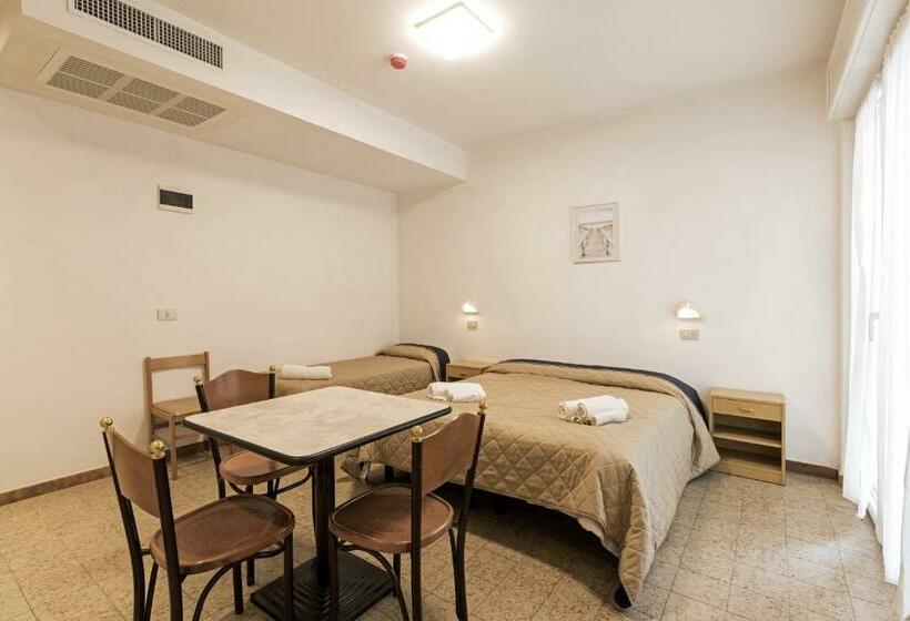 标准工作室带阳台, Residence Das Nest