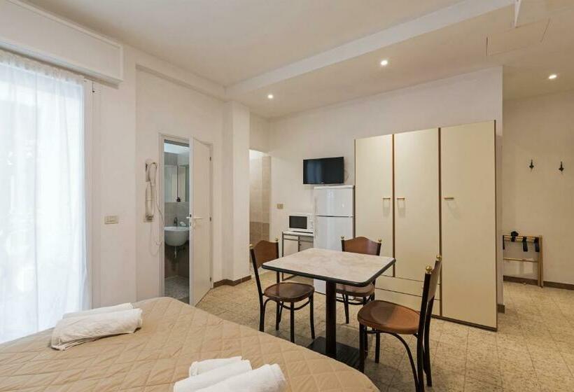 标准工作室带阳台, Residence Das Nest