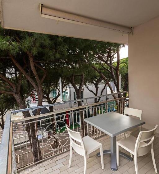 Студио Стандарт с Балконом, Residence  Das Nest