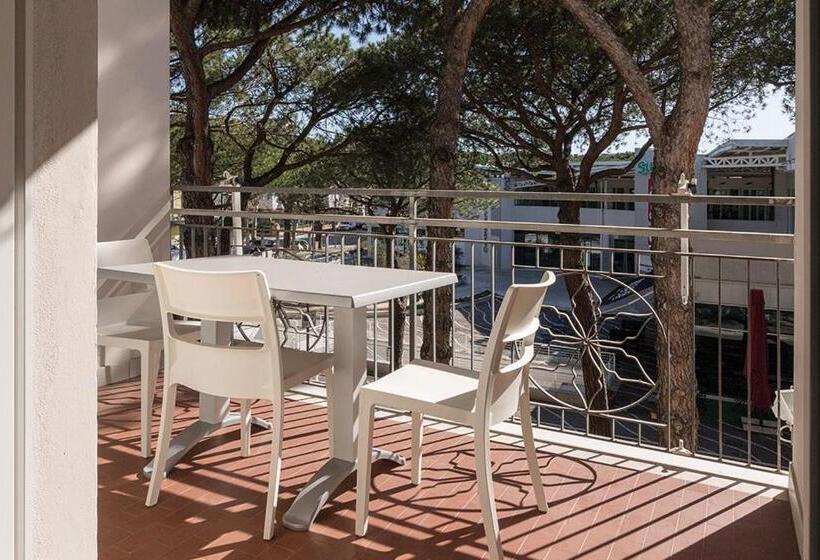 带1个卧室的带阳台的公寓, Residence Das Nest