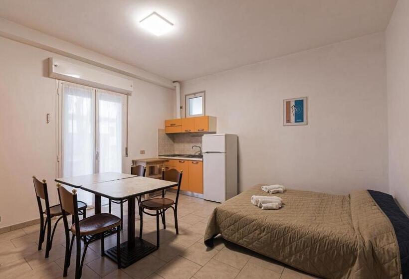 带1个卧室的带阳台的公寓, Residence Das Nest