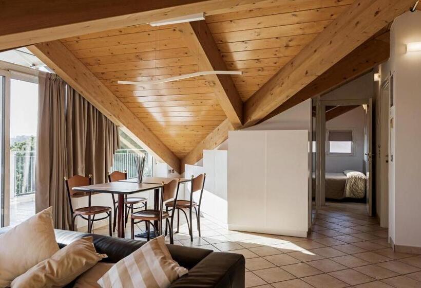 带1个卧室的顶楼公寓, Residence Das Nest