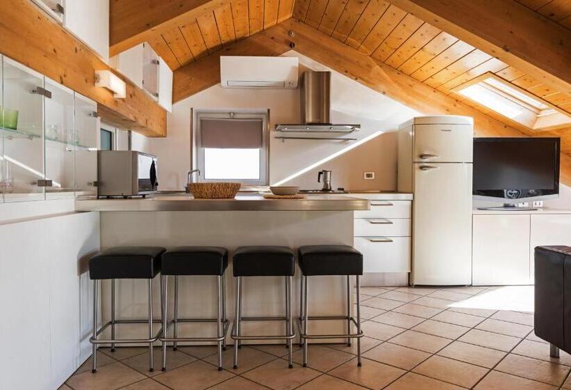 带1个卧室的顶楼公寓, Residence Das Nest