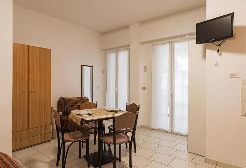 Апартаменты 1 Спальня с Балконом, Residence  Das Nest