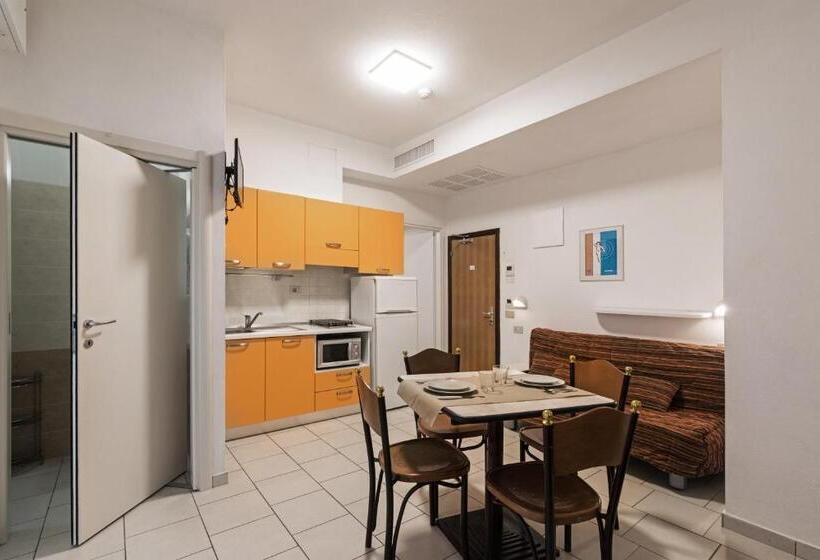 带1个卧室的带阳台的公寓, Residence Das Nest