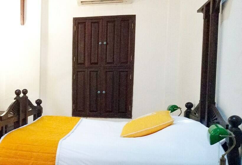 Номер Deluxe, Bloom Boutique, Waterfront Fort Kochi