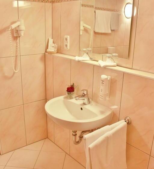 غرفة دور أخير, Witikohof