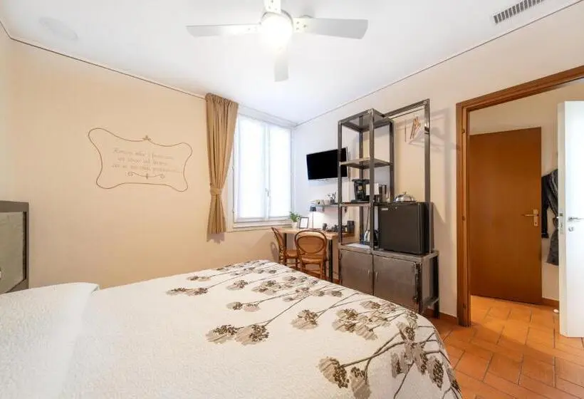 اتاق استاندارد, B&b Osteria Dello Sperone