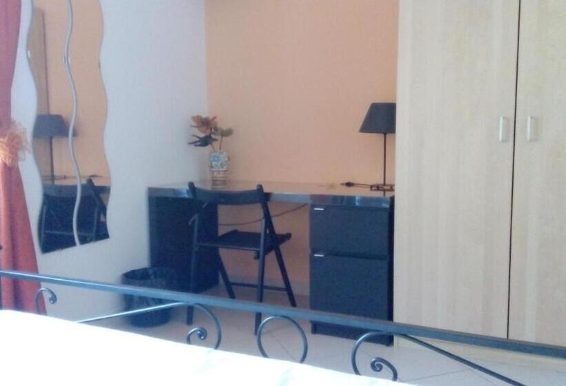 Standard room with outdoor bath, B&b Salviani