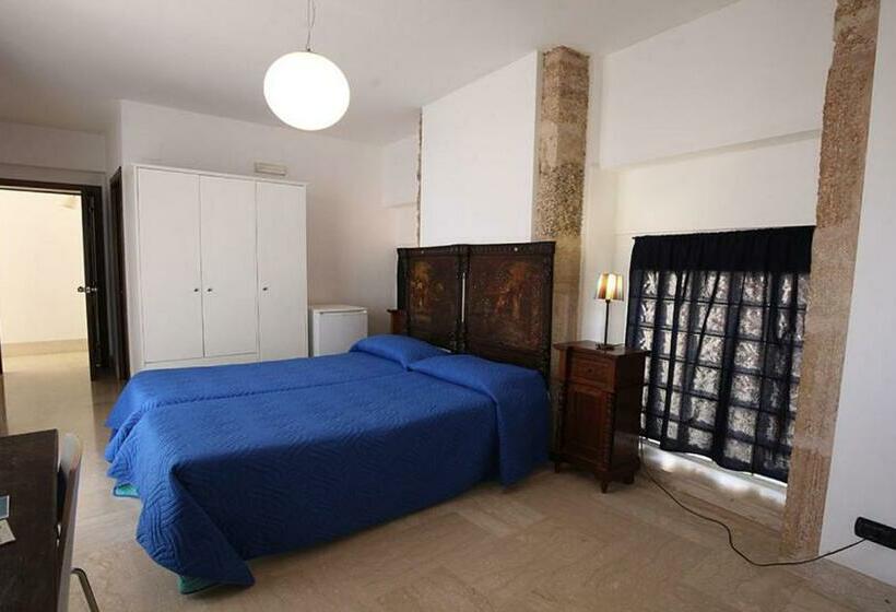 スタンダード4人部屋, Crispi 10