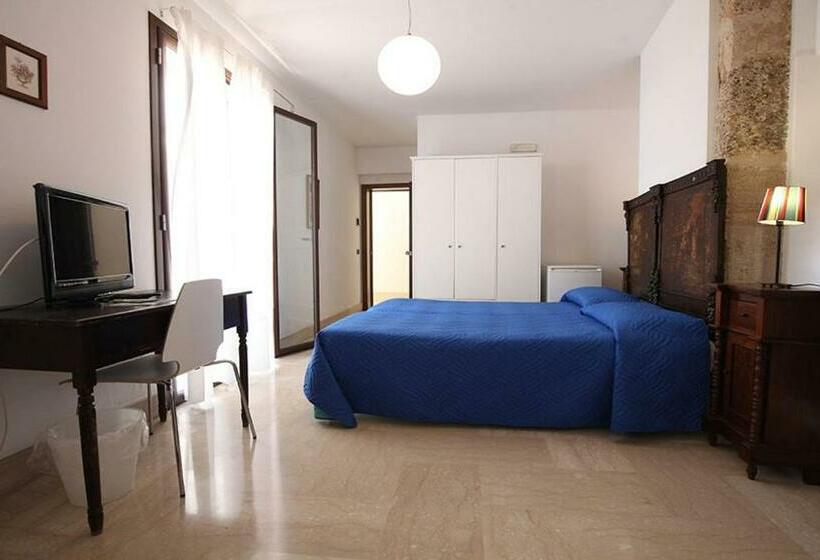 スタンダード4人部屋, Crispi 10