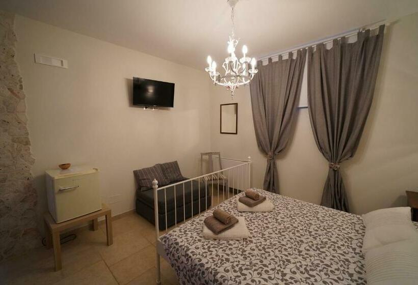 Háromágyas Superior Szoba, Lichiantidde Home&breakfast