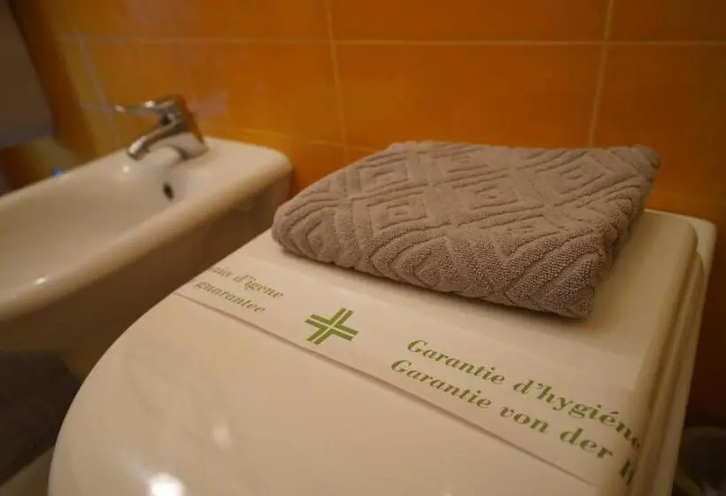 Superior Kolmen Hengen Huone, Lichiantidde Home&breakfast