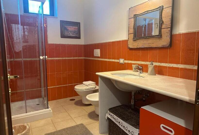 Négyágyas Deluxe Szoba, Lichiantidde Home&breakfast