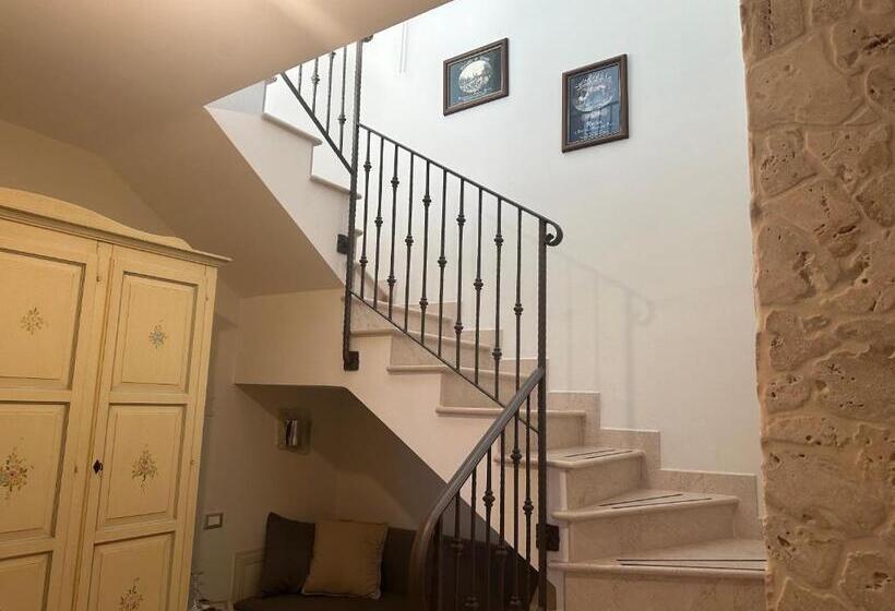 Négyágyas Deluxe Szoba, Lichiantidde Home&breakfast