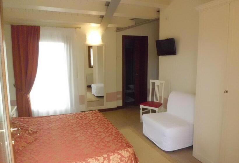 اتاق استاندارد, Sweet Home