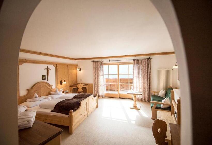 Полулюкс с Балконом, Charmehotel Uhrerhof   Deur