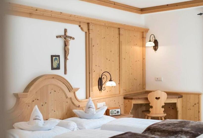 테라스 주니어 스위트, Charmehotel Uhrerhof   Deur