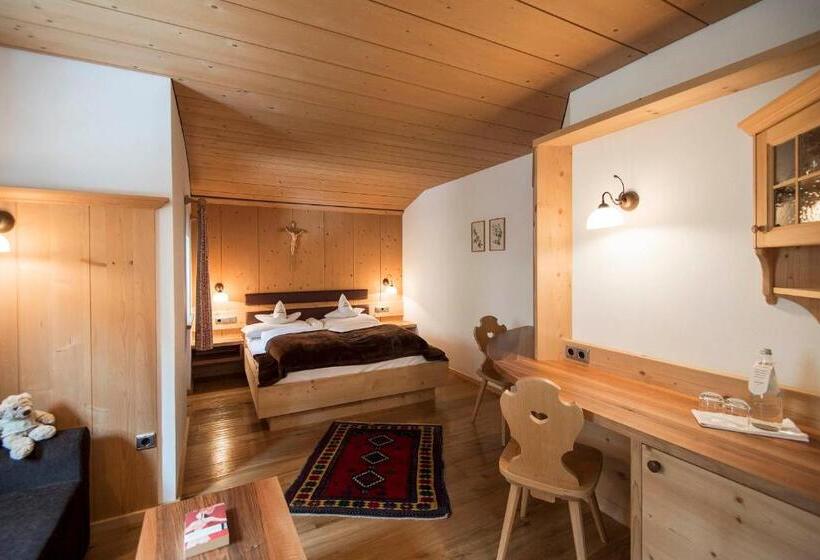 Номер Superior, Charmehotel Uhrerhof   Deur