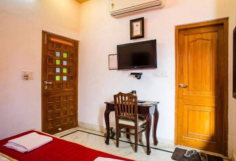 Номер Superior, Jessul Kot