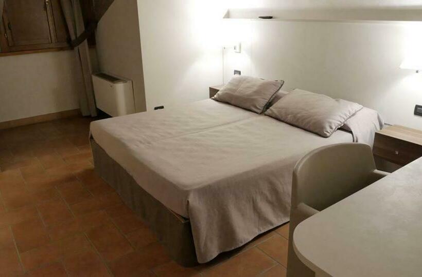 غرفة قياسية, La Valle