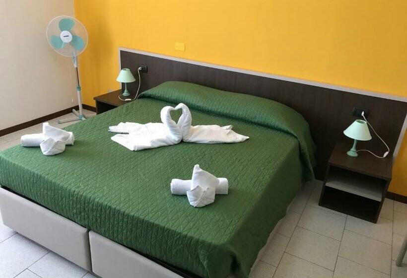 Номер Deluxe, Marina