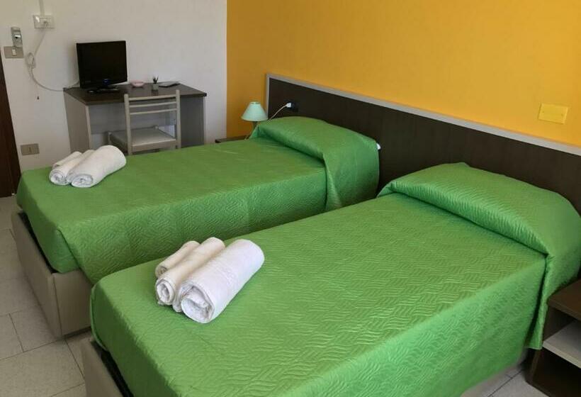 Номер Deluxe, Marina