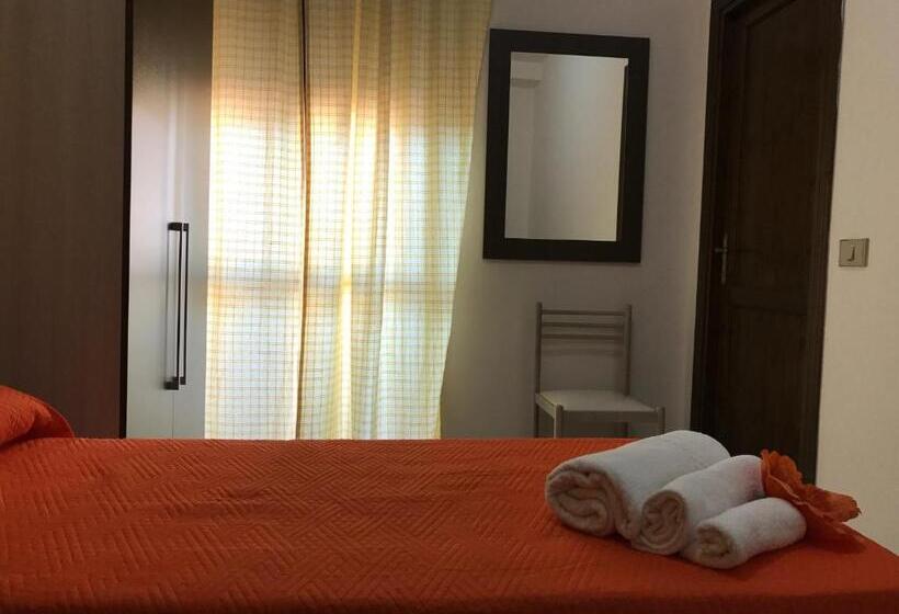 Номер Стандарт Индивидуальный, Marina