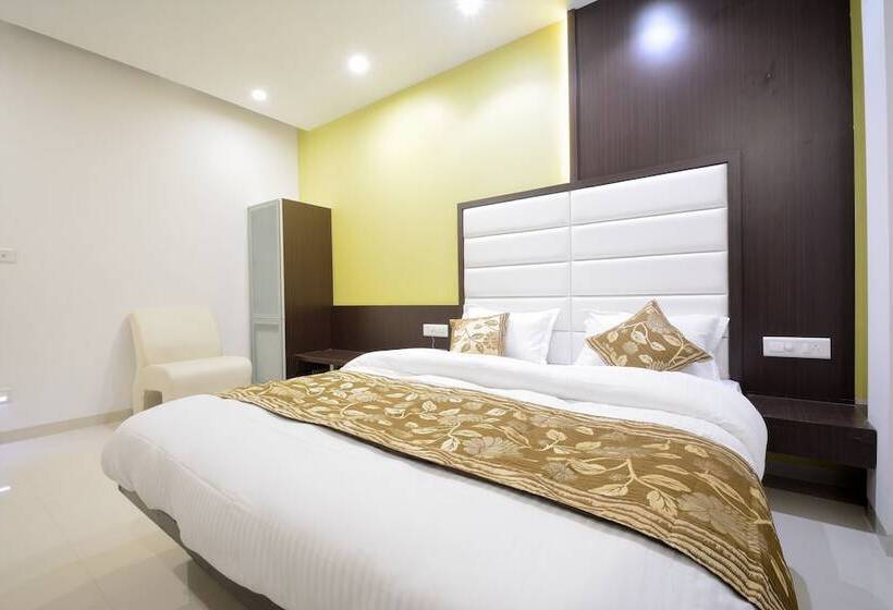 Quarto Deluxe, One Up