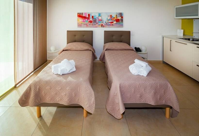 Классический Номер, Zeus Hotel   Aparthotel   Meeting & Congress