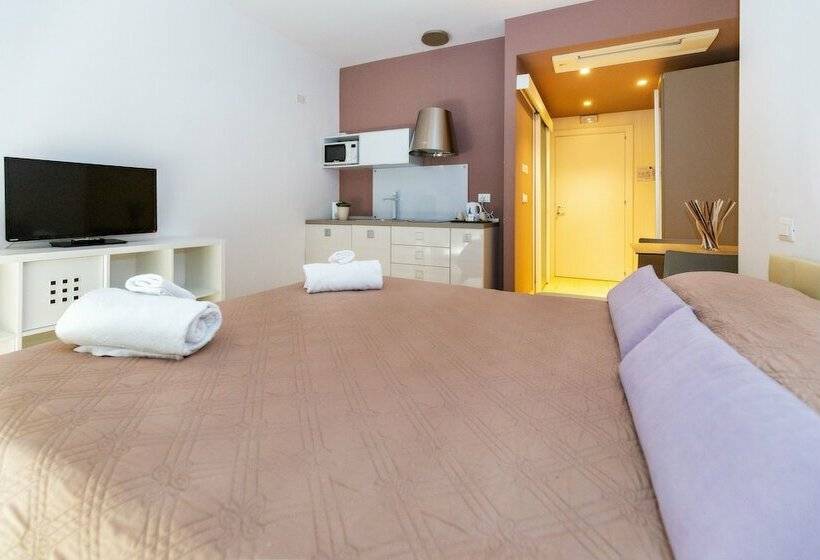 Классический Номер, Zeus Hotel   Aparthotel   Meeting & Congress