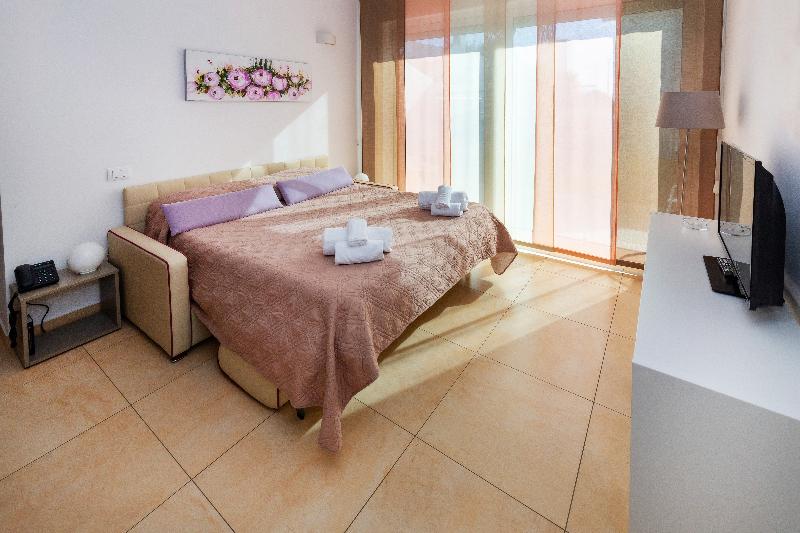 Классический Номер, Zeus Hotel   Aparthotel   Meeting & Congress