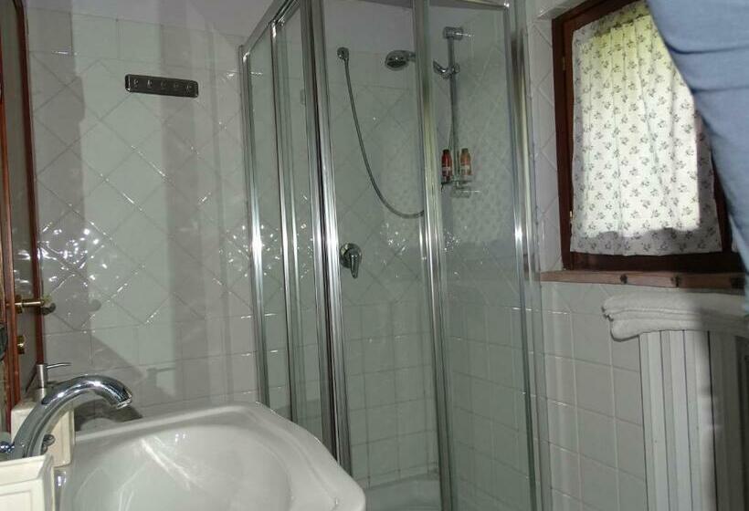 家庭间, La Vecchia Stalla B&b